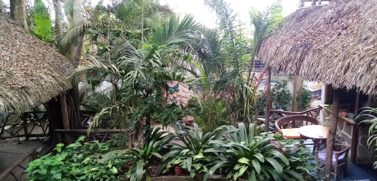 Nunkai Eco-Hostal La Punta Montañita Extérieur photo