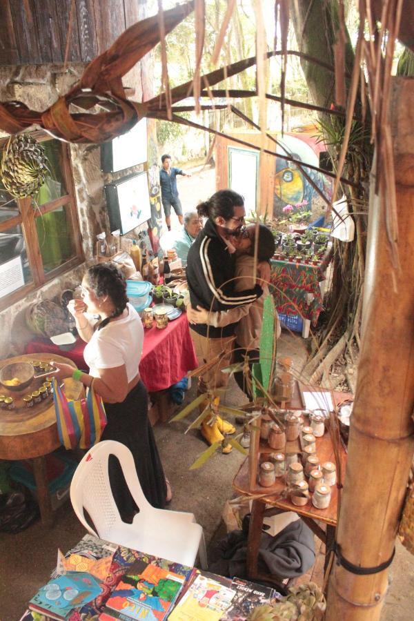 Nunkai Eco-Hostal La Punta Montañita Extérieur photo